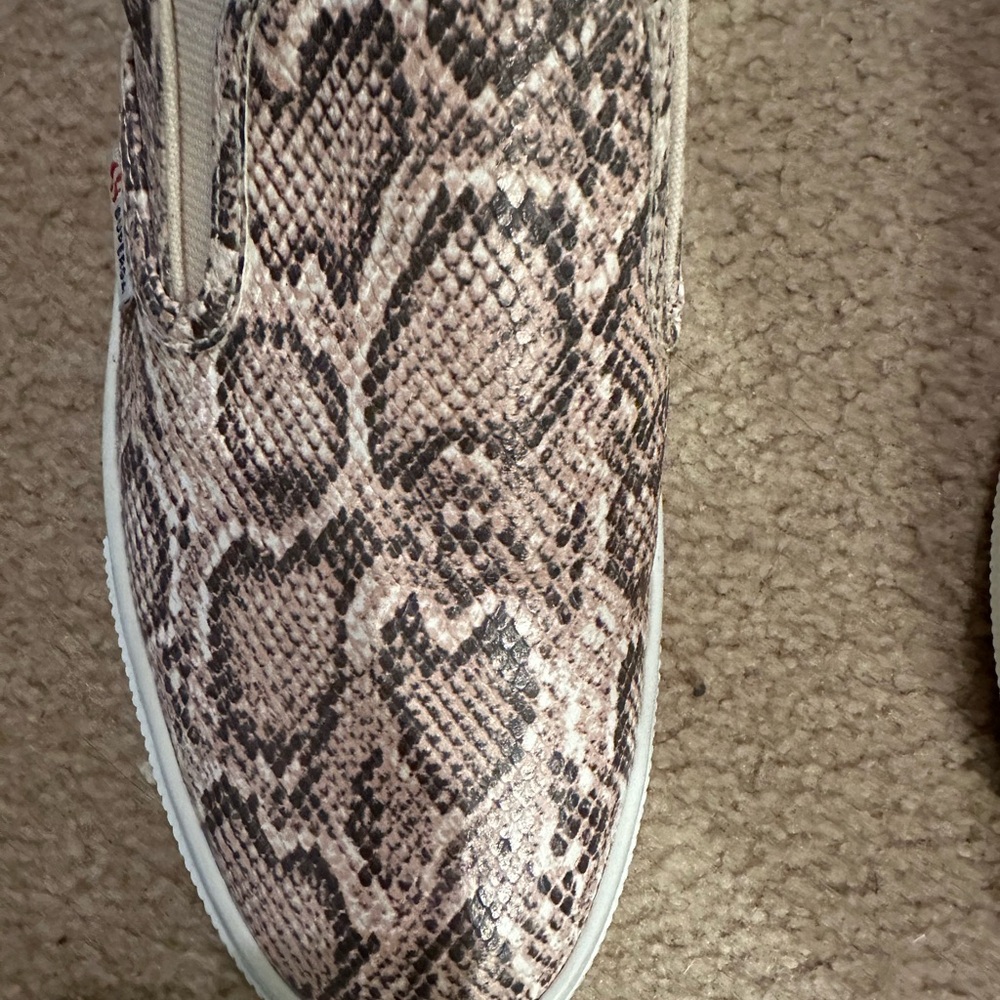 Women's White Sneakers